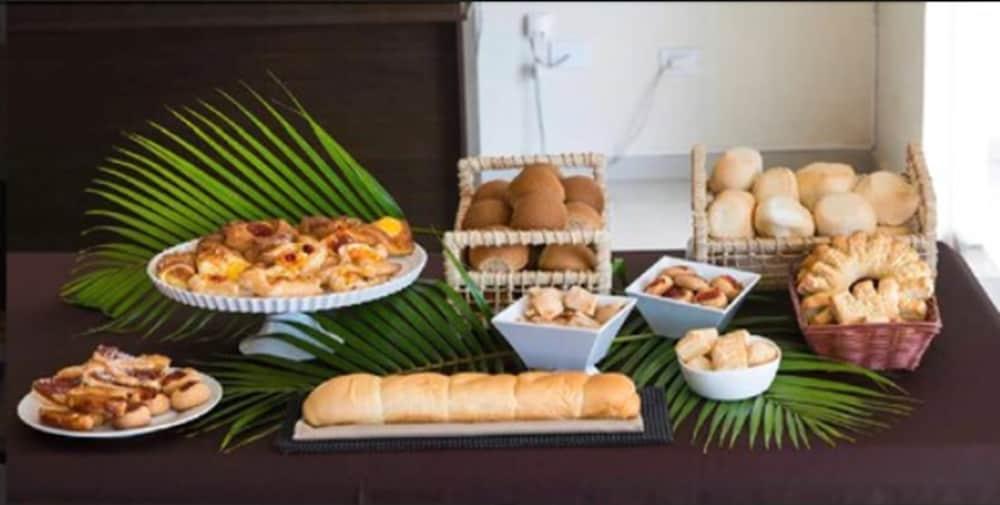 פוארטו איגואסו Iguazu Urban Hotel Express מראה חיצוני תמונה