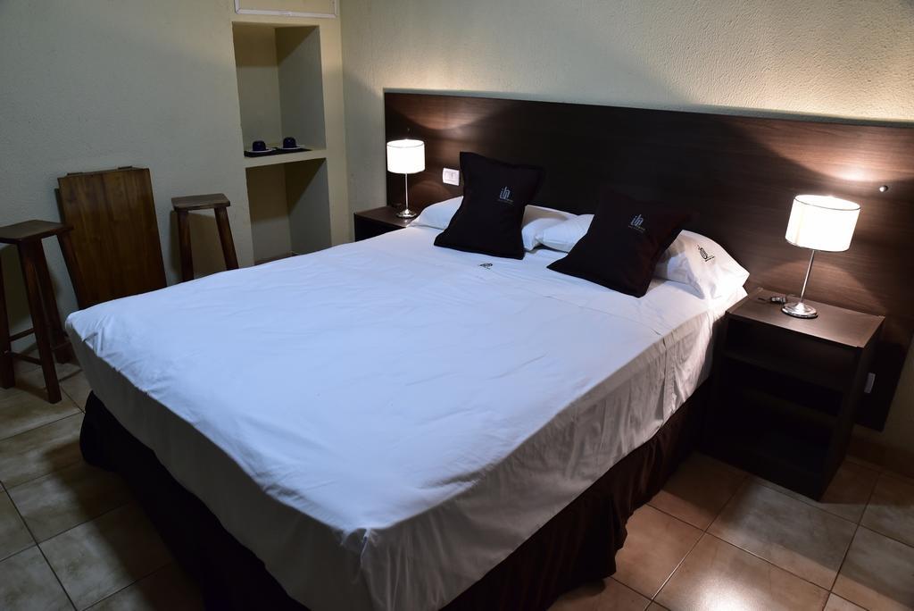 פוארטו איגואסו Iguazu Urban Hotel Express מראה חיצוני תמונה