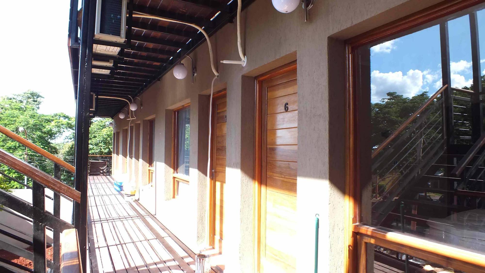 פוארטו איגואסו Iguazu Urban Hotel Express מראה חיצוני תמונה